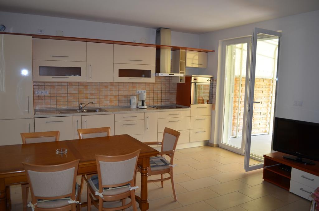 Apartments Buljan บัชกา ห้อง รูปภาพ